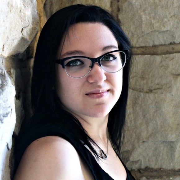 Meet your Posher, Shirley - Picture 1 of 1